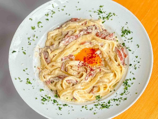 پاستا کاربونارا