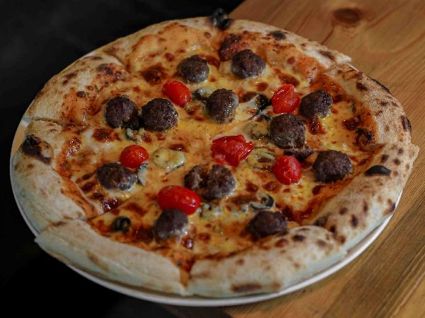 پیتزا میتبال