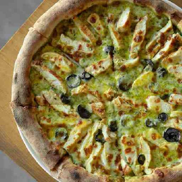 پیتزا چیکن پستو