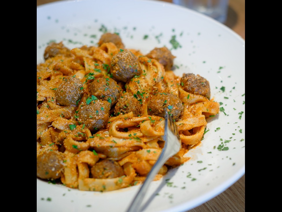 اسپاگتی میت‌بال