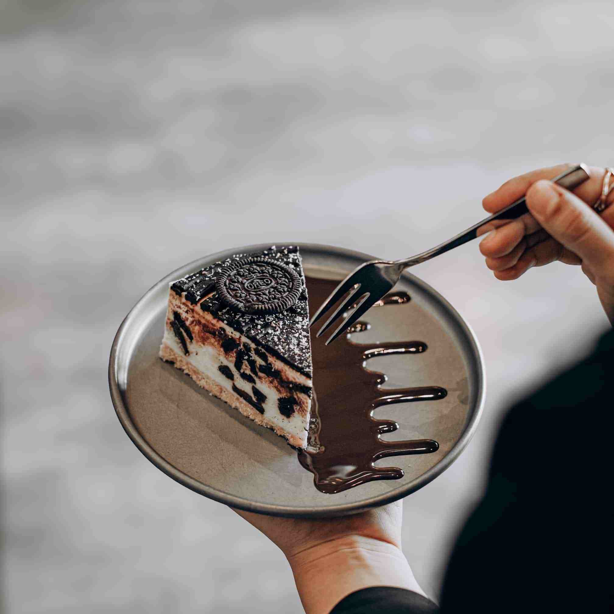 چیزکیک اویرو تلخ